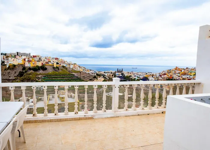 Apartamento En Las Palmas Cerca De Vegueta Con Vistas